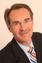2015-08 Prof. Fischbach
